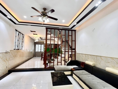 # Nhà 3 Mặt Kiệt Đường 2 Tháng 9, 70m2, 4 tầng xịn sò, nhỉnh 4 tỷ
