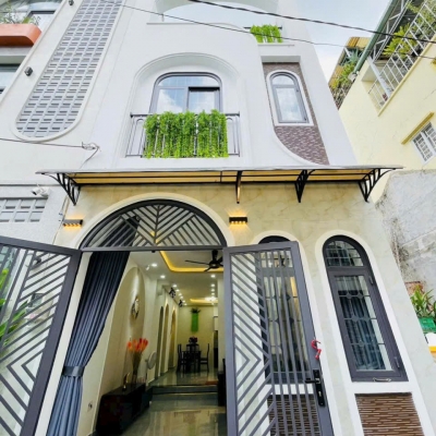 Nhà hẻm 637/109/1B Quang Trung, Phường Thông Tây Hội, TPHCM, (Phường 11, Gò Vấp), Hẻm 2,5m, 4,2x12m, Cn 49 m2, trệt 2 lầu, ST, 3PN, 3WC, Full nội thất, 5,83 tỷ TL