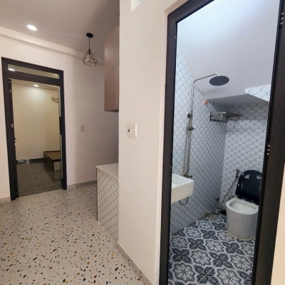 Bán nhà riêng HXH, tại Âu Dương Lân, 6,2 tỷ, 50m2, 2PN, 2WC, 2 tầng, Q8, HCM