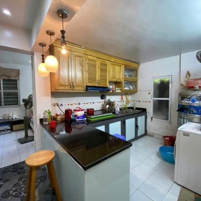 Cho thuê căn hộ tập thể tầng 3 ngõ 48 Ngọc Hồi, 60m2 x 2 ngủ, 1 wc, 6.5 Triệu/tháng