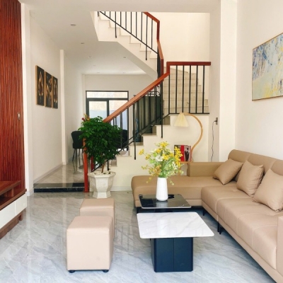 # Mặt Tiền Nguyễn Xuân Hữu gần Thăng Long, 84m2, 3 tầng mới, hiện đại, 5.x tỷ