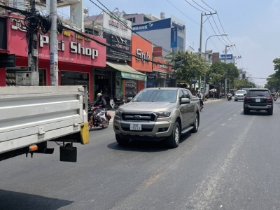 Bán nhà mặt tiền 24x60m giá 220 tỷ Đường Nguyễn Ảnh Thủ