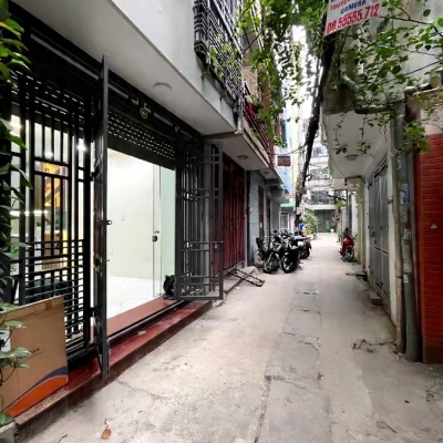 hoàng hoa thám 35m x5 tầng 9,7 tỷ ngõ 3m,cách phố 40m lô góc,dân xây,nhà đẹp