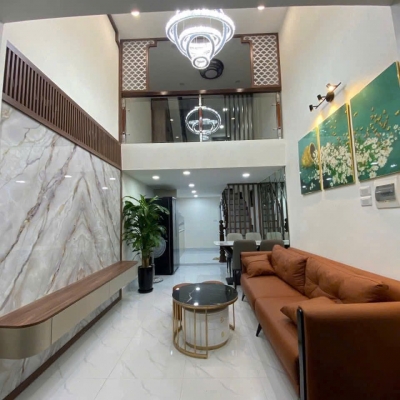 Cho thuê nhà nguyên căn ngõ 139 Tam Trinh, 4 tầng x 30m2, 3 ngủ kk, 12 Triệu KD on, ở gđ