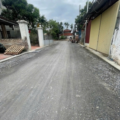 Chính Chủ bán 141m đất Đan Nhiễm, Văn Giang, Hưng Yên. MT quyền lực 8.2m hơn 5 tỷ. Ô tô tránh vào nhà