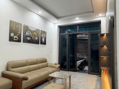 Bán nhà 4 tầng long lanh ngõ 243 tam trinh hoàng mai