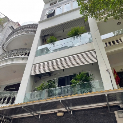 SIÊU VIP– PHÙNG CHÍ KIÊN, HOÀNG QUỐC VIỆT, CẦU GIẤY DT  45m² × 5 TẦNG - MT 4M – GIÁ CHỈ 11 TỶ