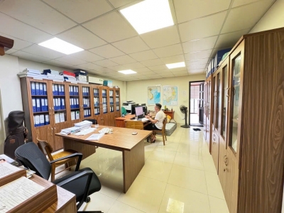 BÁN NHÀ MẠT PHỐ HÀ NỘI - TRUNG TÂM THANH XUÂN - 6 TẦNG - MT 5m - VỈA HÈ Ô TÔ - SỔ VUÔNG.