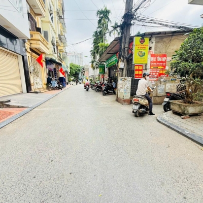 SIÊU PHẨM - MẶT PHỐ KINH DOANH _SỔ VUÔNG- GARA Ô TÔ _ Ô CHỜ THANG MÁY.