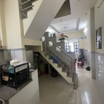 NHÀ PHỐ 2 TẦNG CÁCH NGUYỄN THỊ THẬP 400m, ĐƯỜNG 10m, 40.7m² - Nhỉnh 8 Tỷ