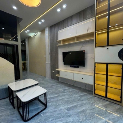 Bán nhà Ngọc Thụy 45m 4 tầng thang máy 20m ra ô tô tránh nhỉnh 9 tỷ