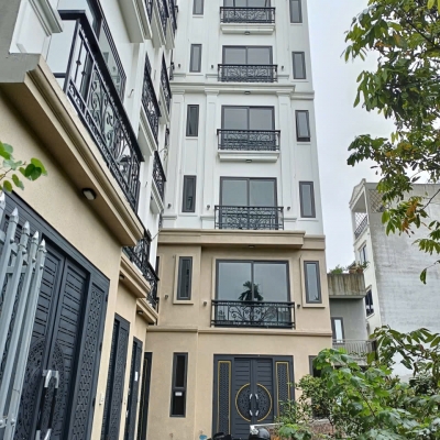 BÁN NHÀ ĐẸP, ĐƯỜNG LẠC LONG QUÂN, TÂY HỒ, HN.