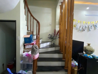 Bán Nhà  Định Công Hạ 41m2. 5 tầng. mặt tiển 3.5m, giá đẹp 6,4 tỷ hoàng mai hà noi