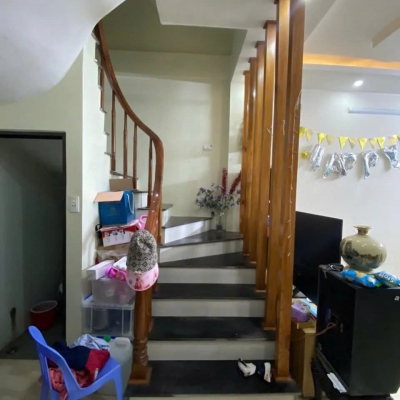 Bán Nhà  Định Công Hạ 41m2. 5 tầng. mặt tiển 3.5m, giá đẹp 6,4 tỷ hoàng mai hà noi
