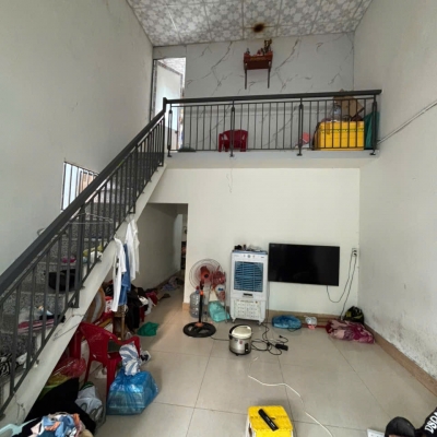 ► Nhà 60m ra MT Trần Xuân Lê, Công An Quận, 10m ra Ô tô, 52m2, gác lửng sạch, 2.x tỷ