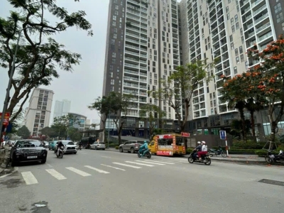 BÁN TÒA NHÀ VĂN PHÒNG SIÊU ĐẸP MẶT PHỐ TRẦN KIM XUYẾN - CẦU GIẤY - 100M x 9 TẦNG THANG MÁY - MT 7,1M - VỈA HÈ ĐÁ BÓNG - CHO THUÊ 150 TR/TH