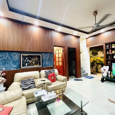 Siêu hiếm, giá tốt, bán nhà Võng Thị, gần hồ, xây CHDV đẹp, chỉ 20 tỷ