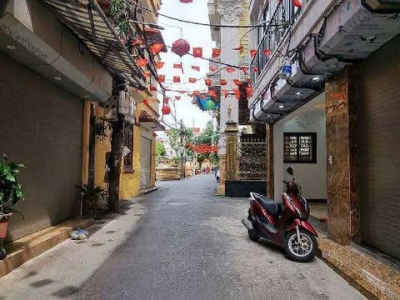 VIP Hoàng Quốc Việt: Lô góc, ô tô tránh, thang máy, kinh doanh siêu đỉnh - 55m², 6 tầng - Cơ hội đầu tư!