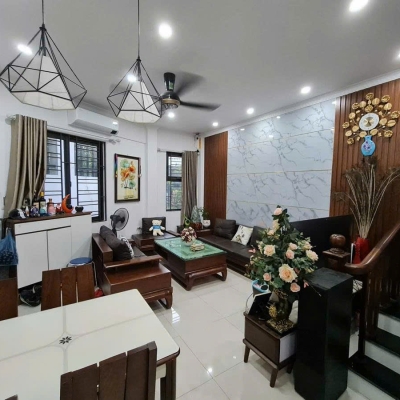 Bán nhà Ngọc Trì 39m 5 tầng MT7.5m lô góc ô tô đỗ nhỉnh 10 tỷ