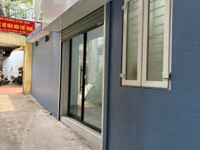 Cho thuê nhà Phố Bà Triệu, vài bước ra Phố 3 tầng x 35m2, 2 ngủ, 12 Triệu/th