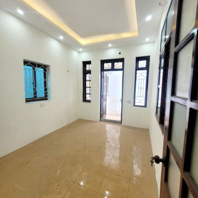 Bán Nhà 3 tầng, 30m², 3PN, 2WC, Tả Thanh Oai - Thanh Trì - 3.65 tỷ