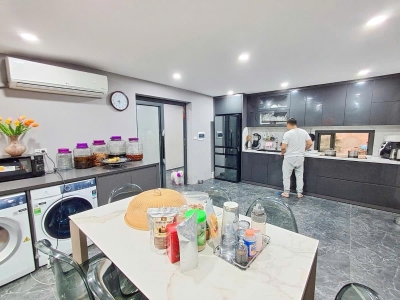 Bán căn hộ tập thể Phương Mai 115m 3 thoáng 4 ngủ giá mềm