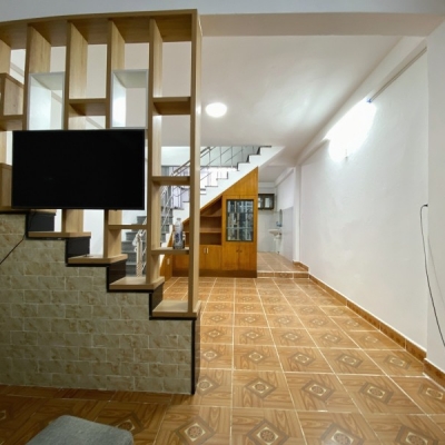 ♪ Nhà Kiệt thẳng 30m ra MT Trường Chinh, 55m2, 2 tầng cực chắc, 3PN, 2.x tỷ