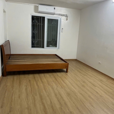 Cho thuê căn hộ tập thể Mai Động, 60m2, 2 ngủ, 1 vệ sinh, 6.5 Triệu