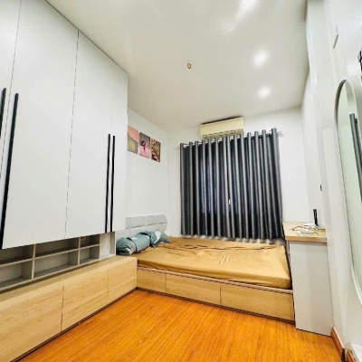 ĐỘI CẤN 22M x7 TẦNG CHỈ 5,85 TỶ-LÔ GÓC,3 THOÁNG,NGÕ THÔNG,GẦN PHỐ,TRƯỚC NHÀ 4M