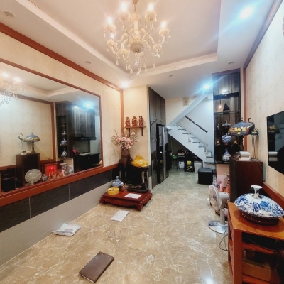BÁN NHÀ TÔN ĐỨC THẮNG ĐỐNG ĐA NHÀ ĐẸP Ở LUÔN NGÕ RỘNG THOÁNG 5 TẦNG 7,5 TỶ