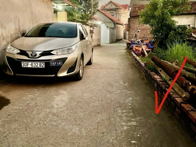 Bán gấp mảnh đất thôn Thanh Trí, Minh Phú, Sóc Sơn. Gần chợ, đường rộng oto đỗ