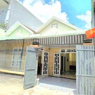 Bán nhà ĐẸP Trung Tâm Dĩ An,Ngang 8M,đường 10M thông thoáng,gần Vincom