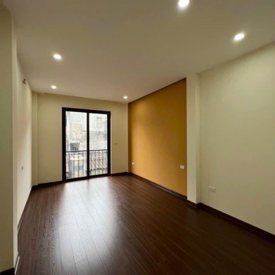 BÁN NHÀ ĐẸP THƯỢNG CÁT 5T GẦN ÔTÔ NGÕ RỘNG THOÁNG SỔ NỞ HẬU NHỈNH 2 TỶ
