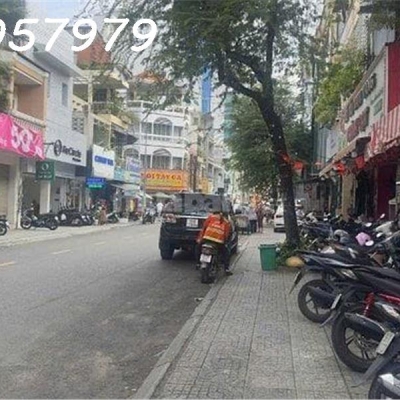 BÁN NHÀ MẶT TIỀN NGUYỄN HỮU CẦU – P.TÂN ĐỊNH, QUẬN 1. DT 4X20M, 2 TẦNG, HĐ THUÊ 55TR