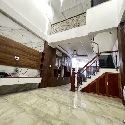 Bán nhà 4 tầng mặt phố Đường số 5 Linh Xuân Thủ Đức - View Phạm Văn Đồng - 10.2 Tỷ