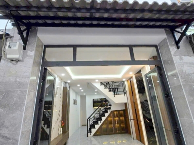 Nhà 2 tầng mới sát hẻm ÔTô đường Âu Dương Lân P3Q8. Giá 4,65 tỷ TL
