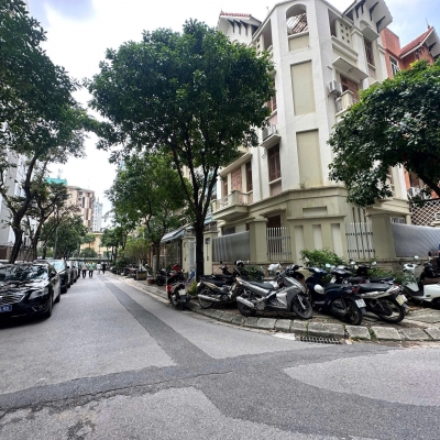 Biệt Thự Dương Đình Nghệ, Cầu Giấy 92m2 x 4 tầng, 38 Triệu (chốt) VP cty, ở nhóm gđ