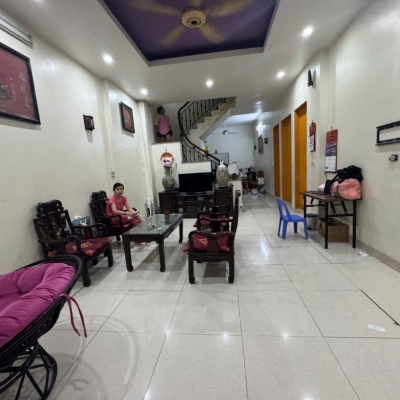 Bán đất Ngọc Thuỵ tặng nhà 4 tầng- View công Viên Vỉa hè đá bóng- mặt tiền lớn-80m nhỉnh 23 tỷ( Thương lượng
0