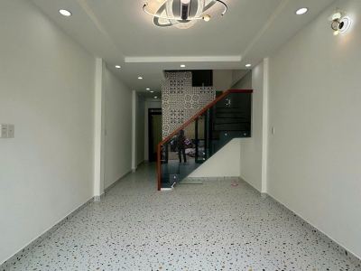 Nhà mới 1 lầu đúc/3PN hẻm 8m oto quay đầu trước cửa Âu Dương Lân P3Q8