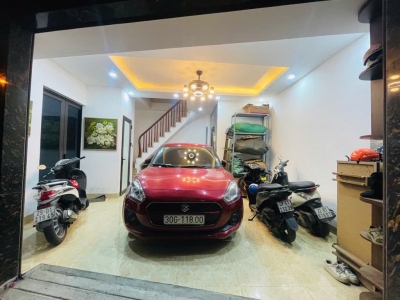 Bán nhà 6 tầng đường Láng, Q. Đống Đa, lô góc, 3 thoáng, ngõ thông, ô tô vào nhà, 46m2, MT 5.5m, giá chỉ 14 tỷ 800