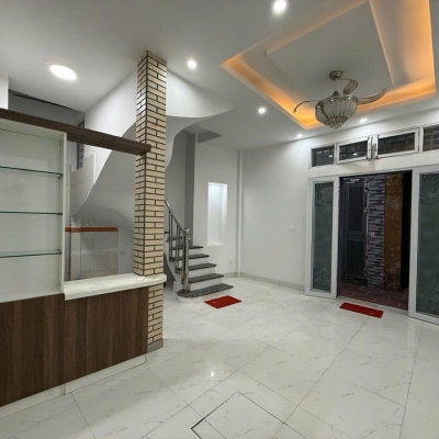 Bán nhà Vương Thừa Vũ - Khu phân lô quân đội 6 tầng giá 7,65 tỷ
