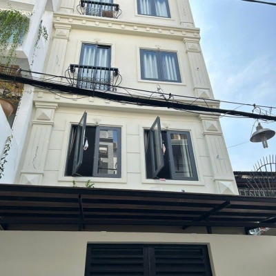 BÁN TÒA CHDV NGUYỄN TRỌNG TUYỂN, P8, PHÚ NHUẬN. 6X20M DOANH THU 130TR, GIÁ 23TỶ5
