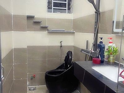 Bình Tân: Bán nhà mặt phố 72m2, 3 tầng, 4PN, sổ hồng, 8.5 tỷ - Vị trí vàng, tiện ích đầy đủ, giá tốt! Liên hệ 0935911385
