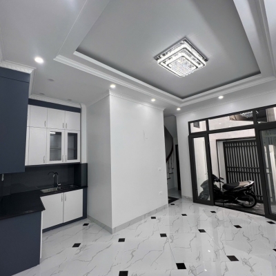 BÁN NHÀ PHỐ VỌNG, 10M RA MẶT PHỐ, THANG MÁY, DT 36M2, 8.9 TỶ