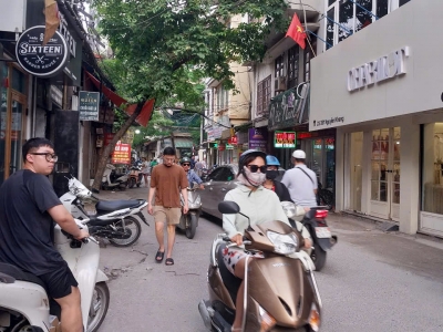 SIÊU PHẨM NGUYỄN KHANG, Ô TÔ ĐỖ CỬA, 5 TẦNG 36M2, NHỈNH 10 TỶ