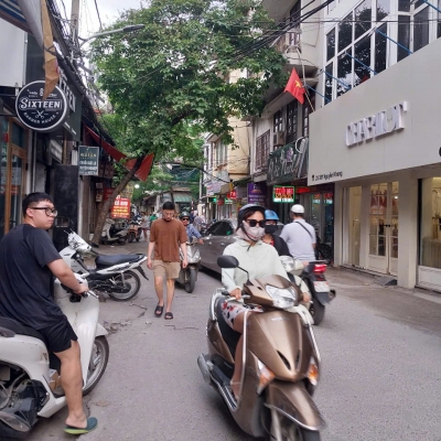 SIÊU PHẨM NGUYỄN KHANG, Ô TÔ ĐỖ CỬA, 5 TẦNG 36M2, NHỈNH 10 TỶ