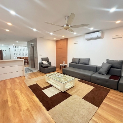Siêu hiếm! Phân lô Xuân La ô tô tránh, gara, thang máy,  thoáng trước sau, kd văn phòng, ở sướng