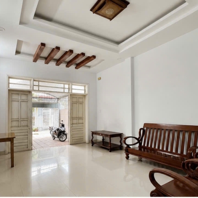 ♪ Kiệt Ô tô 6m thẳng thông Trưng Nữ Vương 117m2, 3 tầng đúc, sân rộng trước-sau, 6.x tỷ
