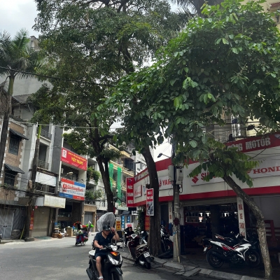 Bán nhà phố Đỗ Quang, hiếm, ô tô tránh, vỉa hè KD, nhỉnh 19 tỷ