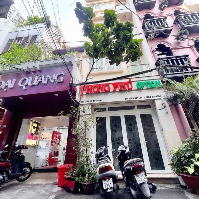 HIẾM BÁN KHÁCH SẠN Đ.LÝ TỰ TRỌNG, BẾN THÀNH, QUẬN 1 - DÒNG TIỀN SIÊU KHỦNG 200TR/TH - DT 3,8M*17M VUÔNG ĐẸP - GIANG GIANG 0938676685